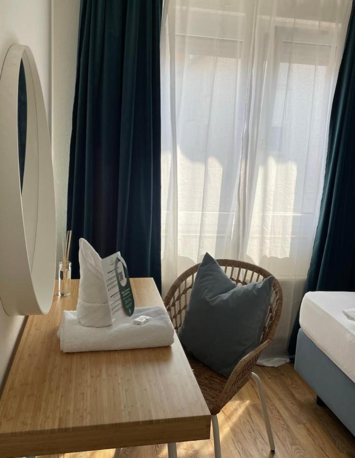 Hotel Berg Stuttgart Ngoại thất bức ảnh